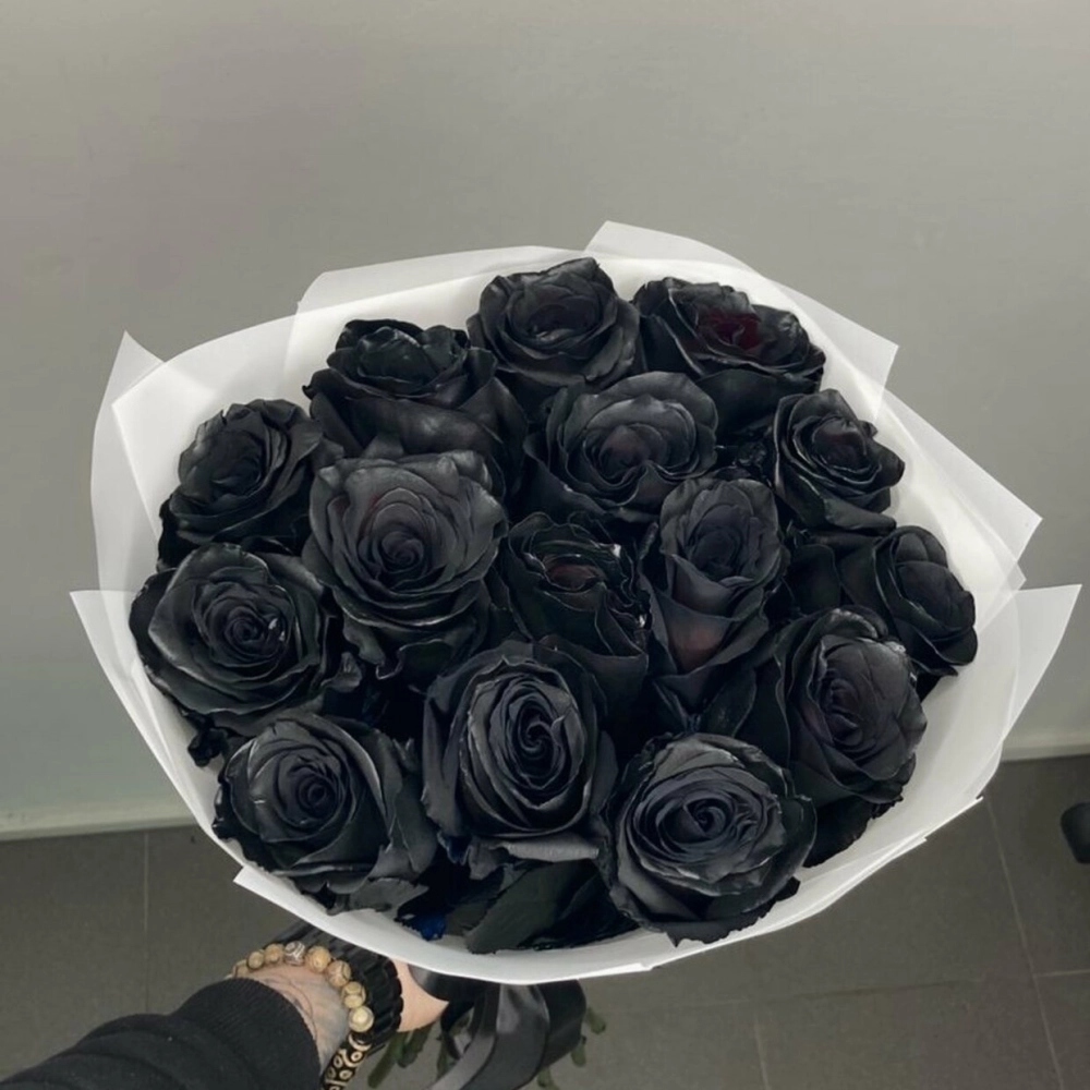 Ý nghĩa hoa hồng đen gửi gắm cảm xúc sâu lắng