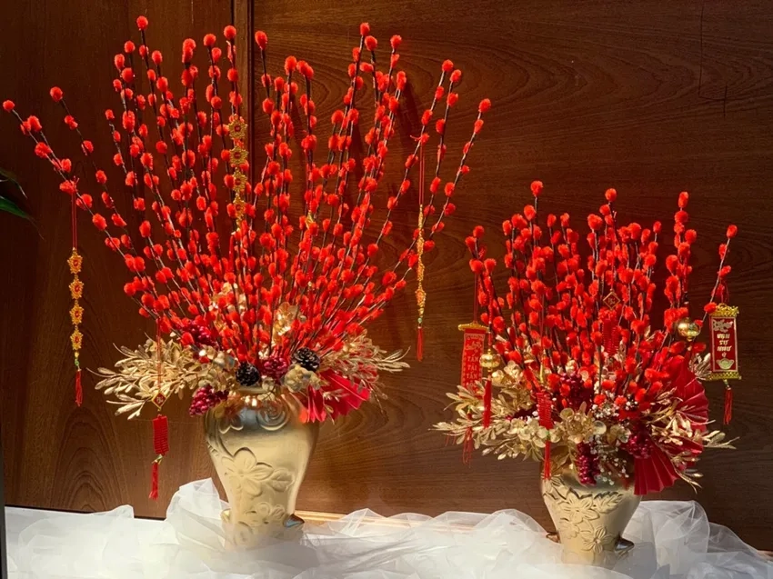 Trang trí Hoa Nụ Tầm Xuân trang trí đẹp cho nhà