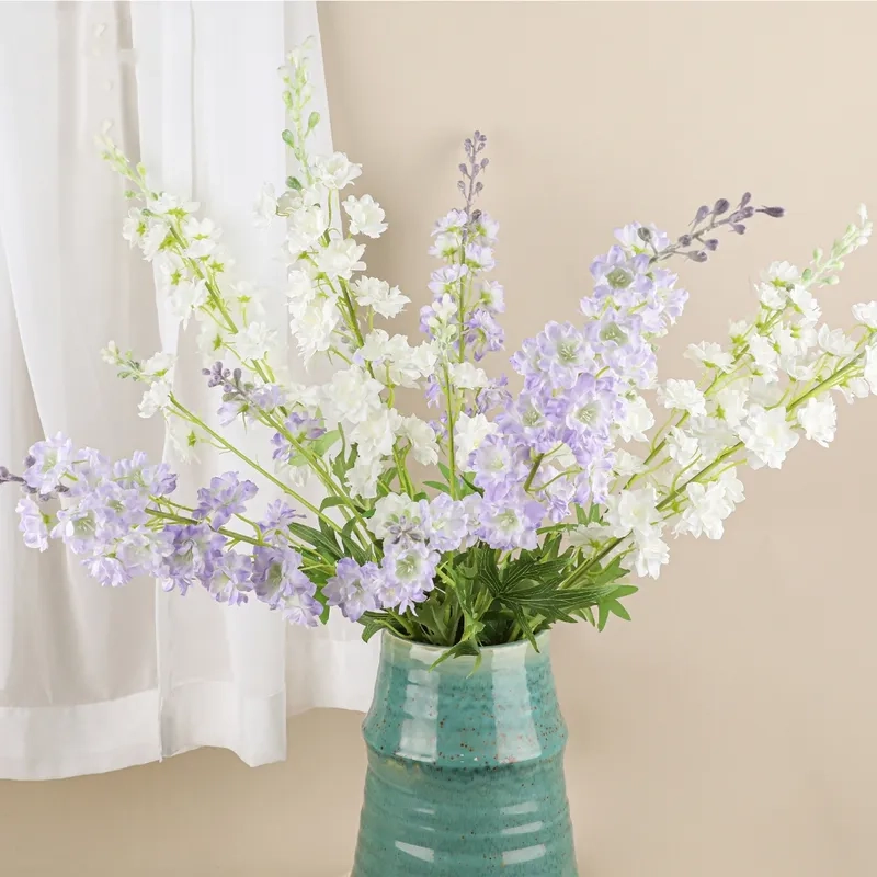 Sự trang nghiêm khi chọn hoa phi yến cắm bàn thờ